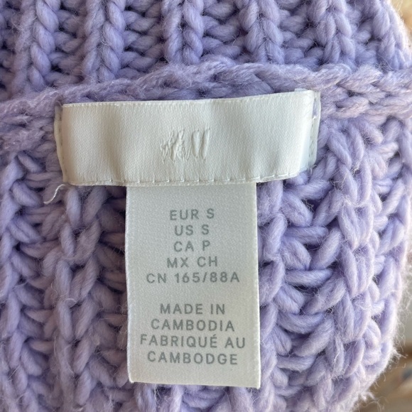 H&M Chunky Knit Sweaters lavender lilac purple sz Small in like new condition - Picture 5 of 5